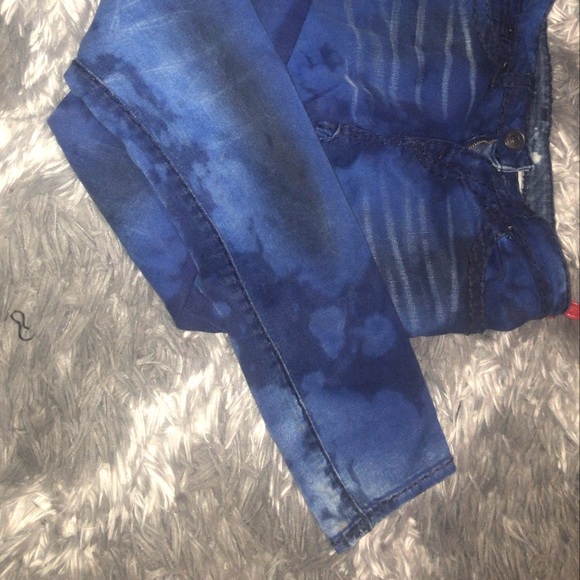 Jeans - Picture 3 of 3